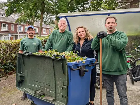 Tuinteam bewerkt klein